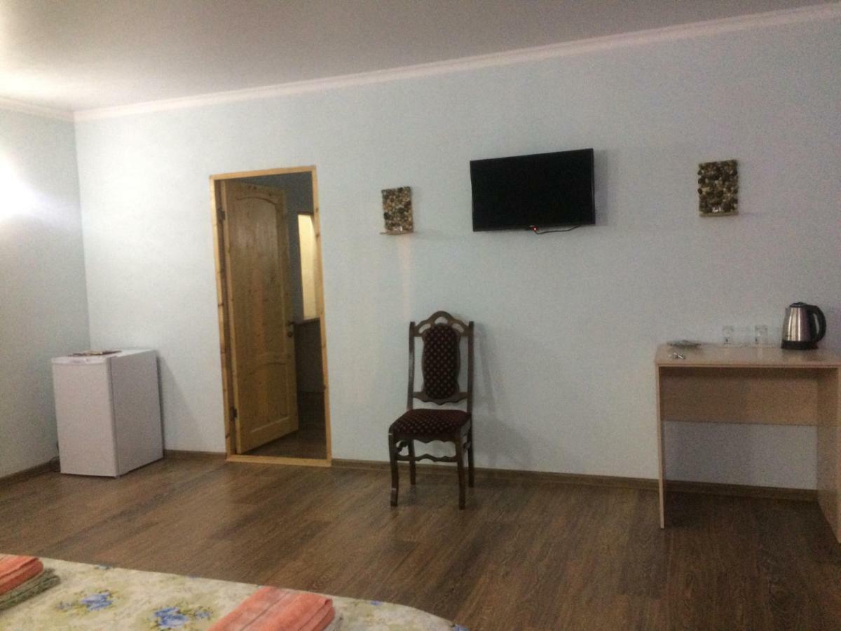Hotel 777 Gudauta Kültér fotó