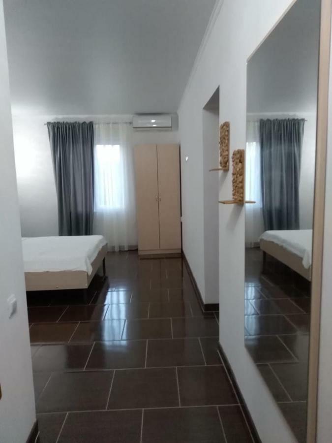 Hotel 777 Gudauta Kültér fotó